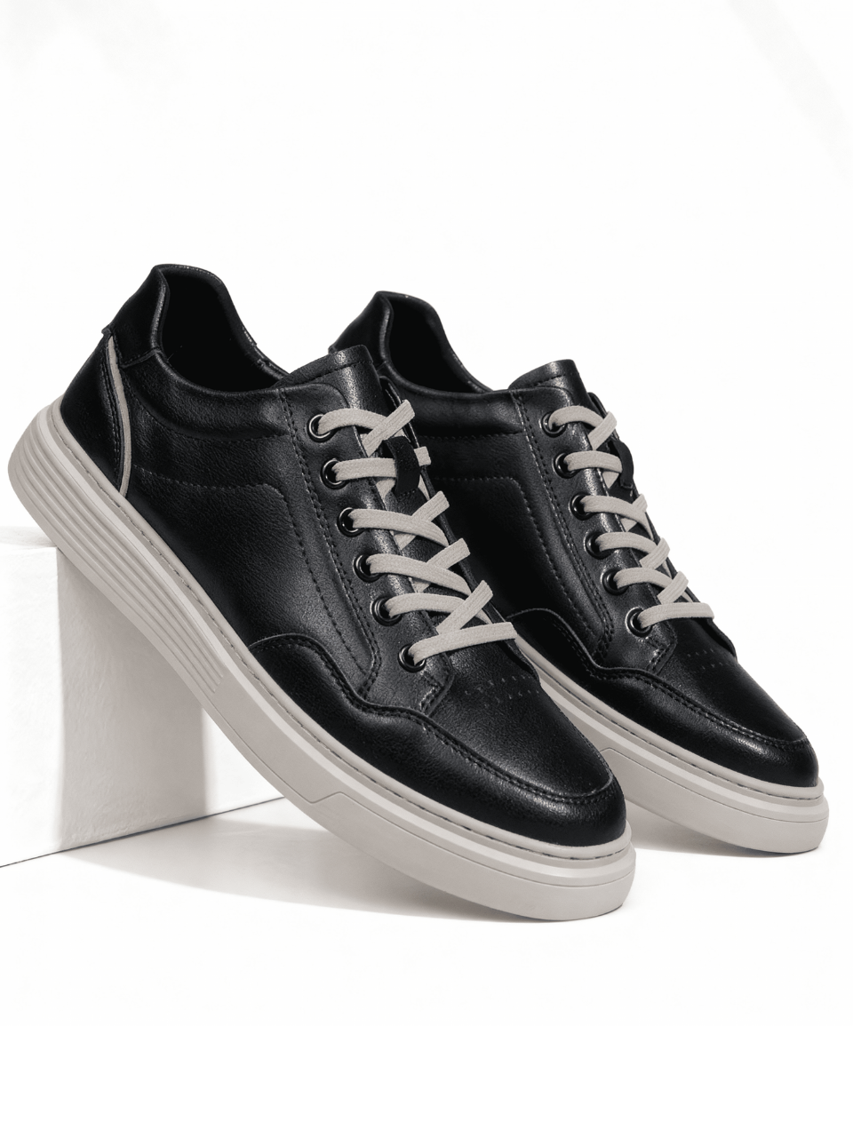 Santo Genuine Leather Sneakers