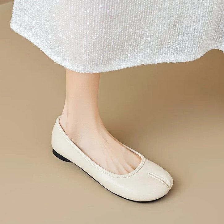 Marlowe Split-Toe Flats
