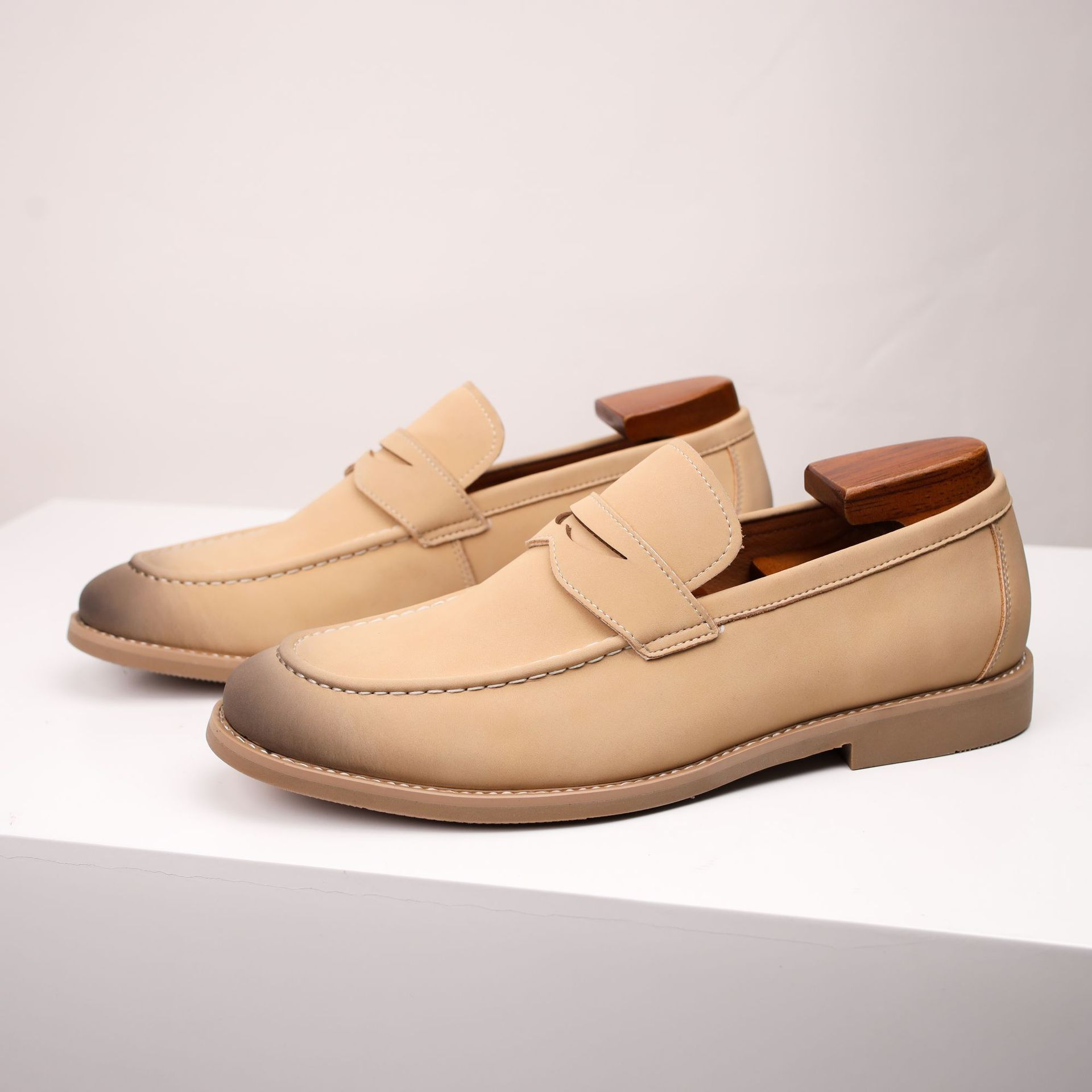 Russell Classic Loafers