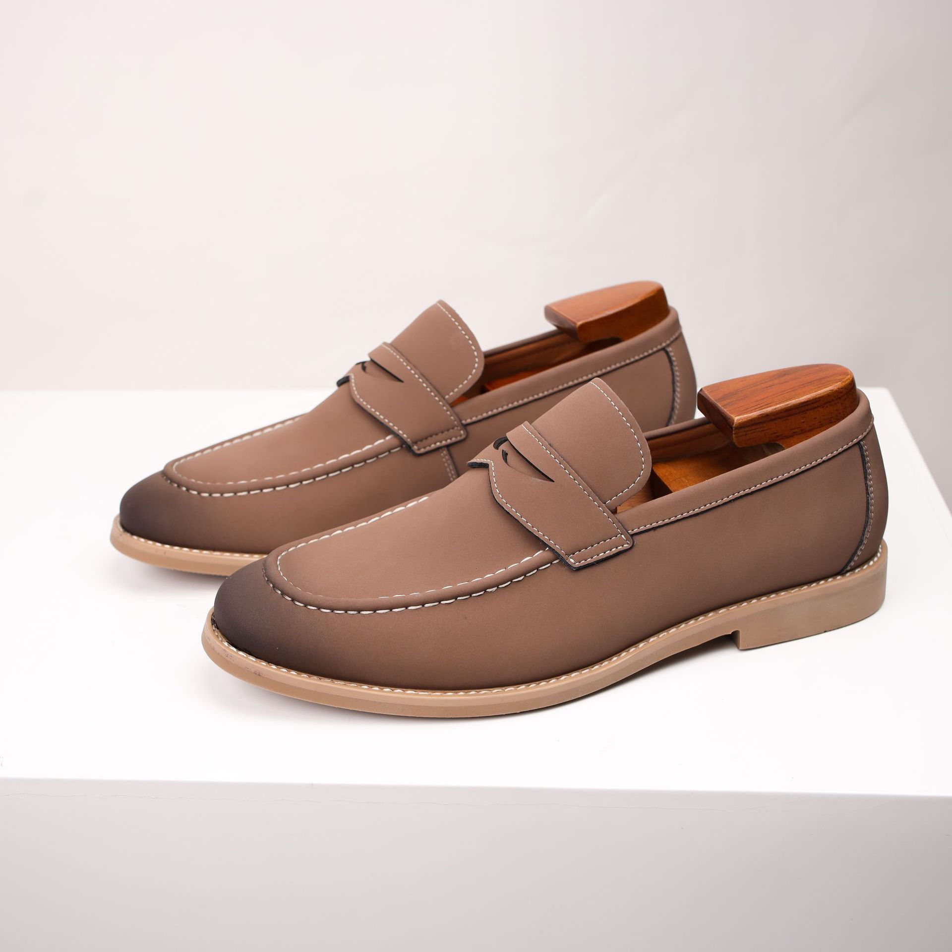 Russell Classic Loafers