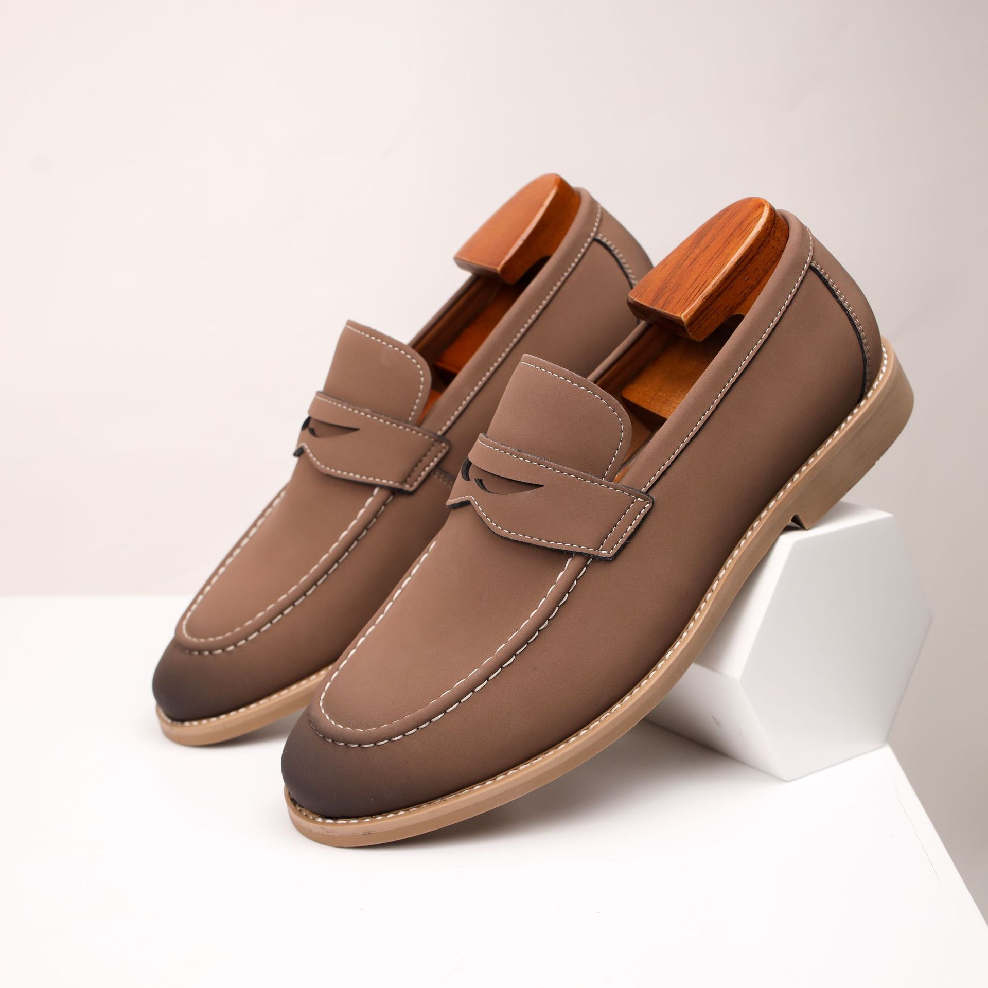 Russell Classic Loafers