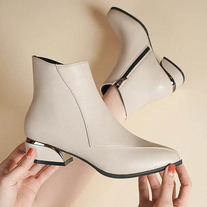Aria Voss Low-Profile Step Boots