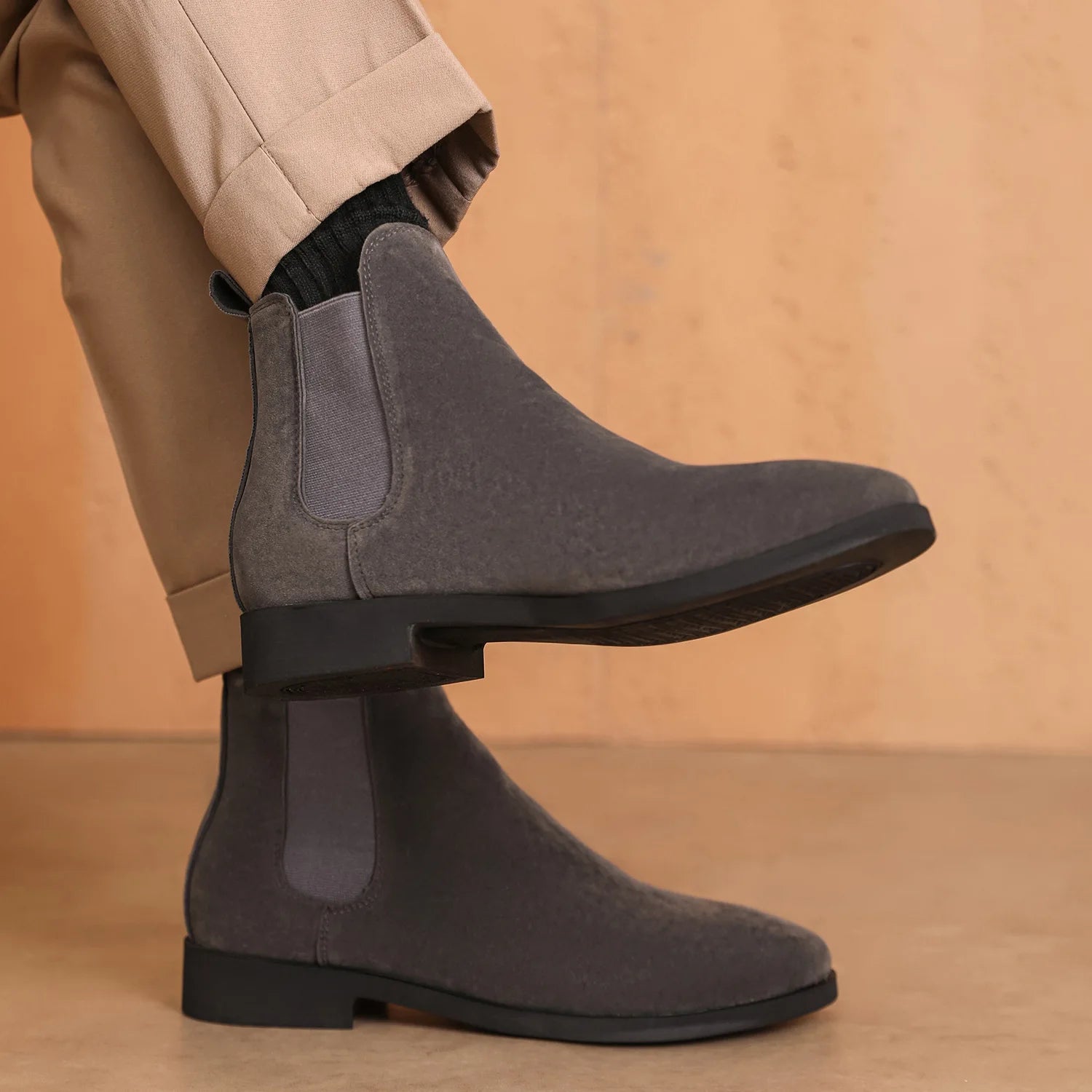 Everett Suede Chelsea Boots