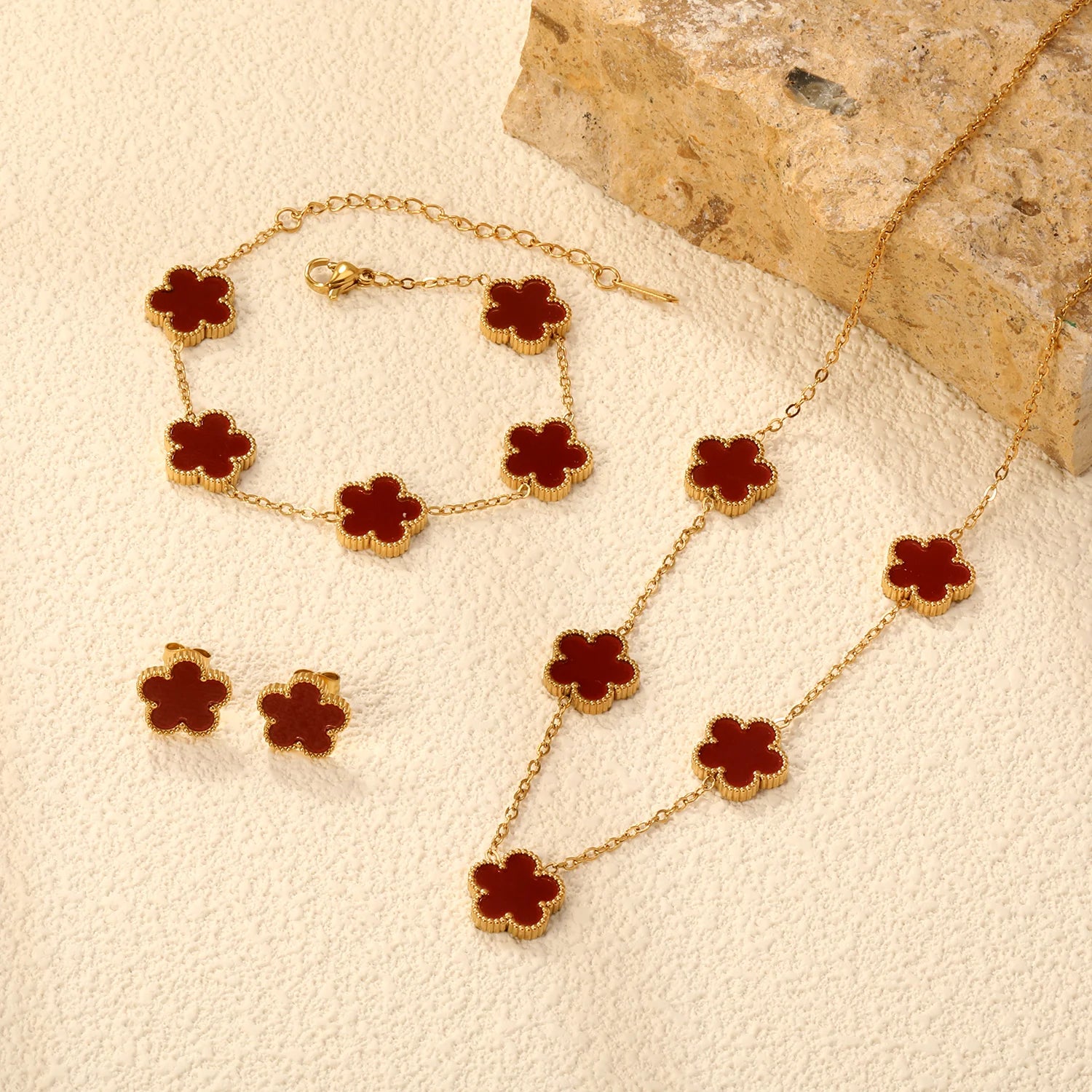 Amara Petal Set