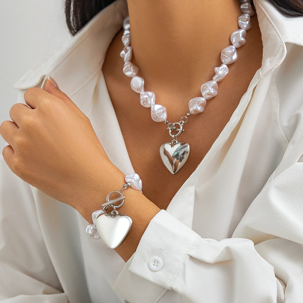 Valencia Pearl Heart Set