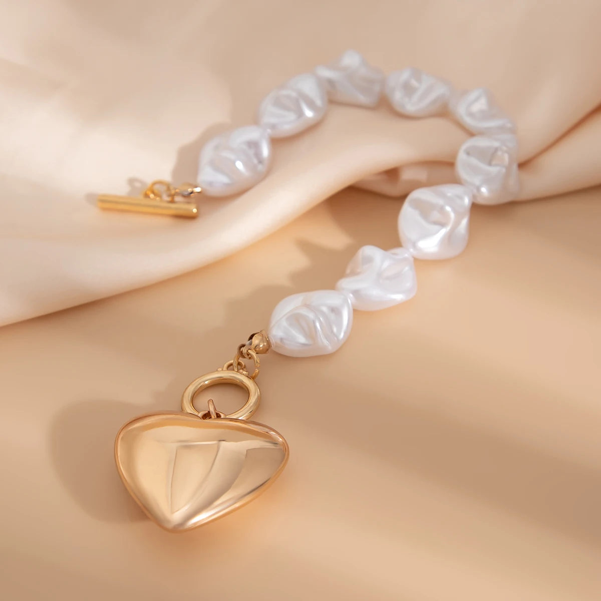 Valencia Pearl Heart Set