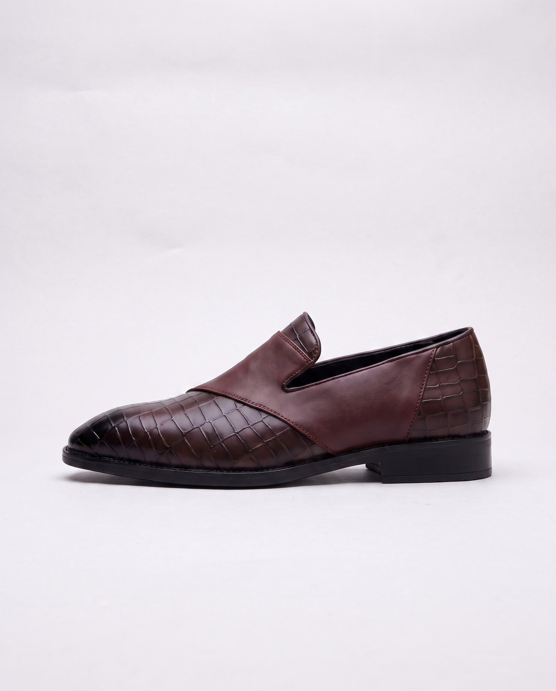 Colton Leather Loafers