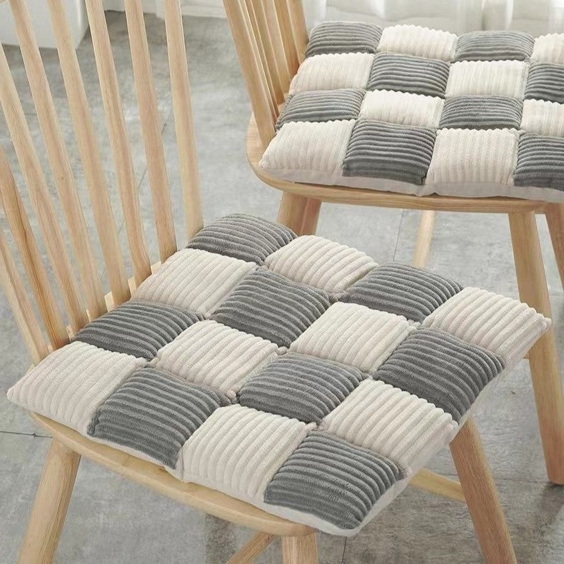 CORDUROY COMFORT CHECKERED SEAT CUSHION