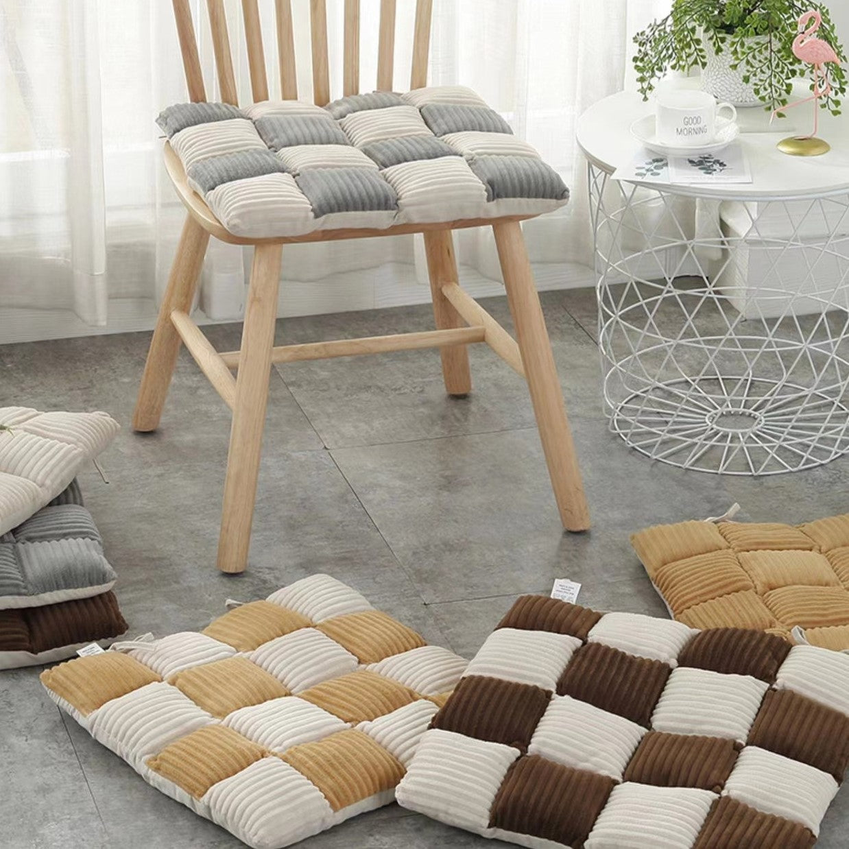 CORDUROY COMFORT CHECKERED SEAT CUSHION