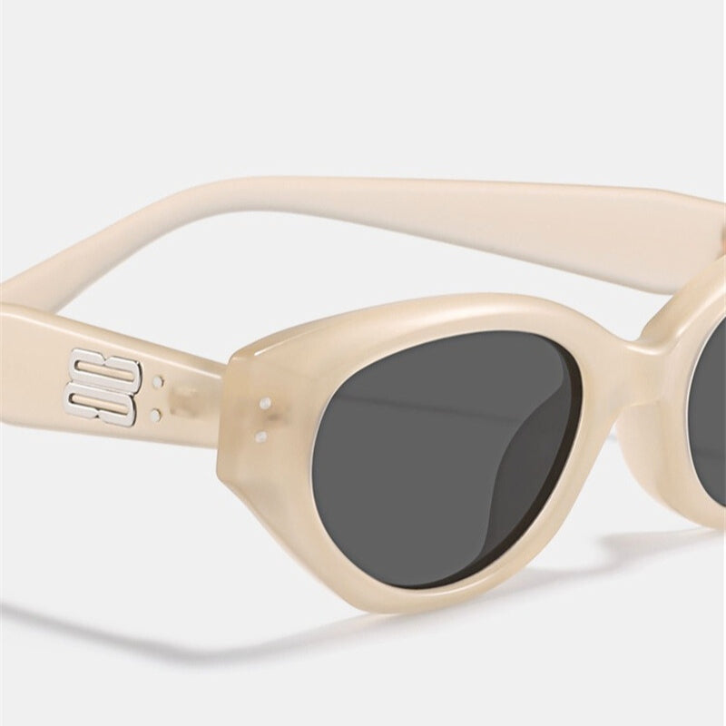 ASTRAL CAT EYE SUNGLASSES