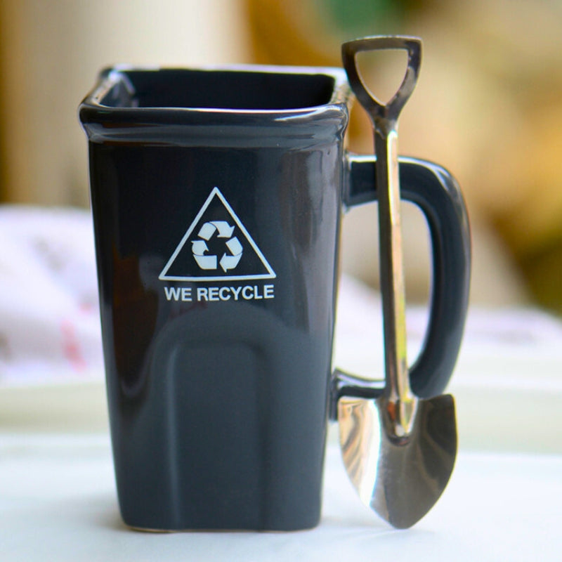 RECYCLE CAN MUG