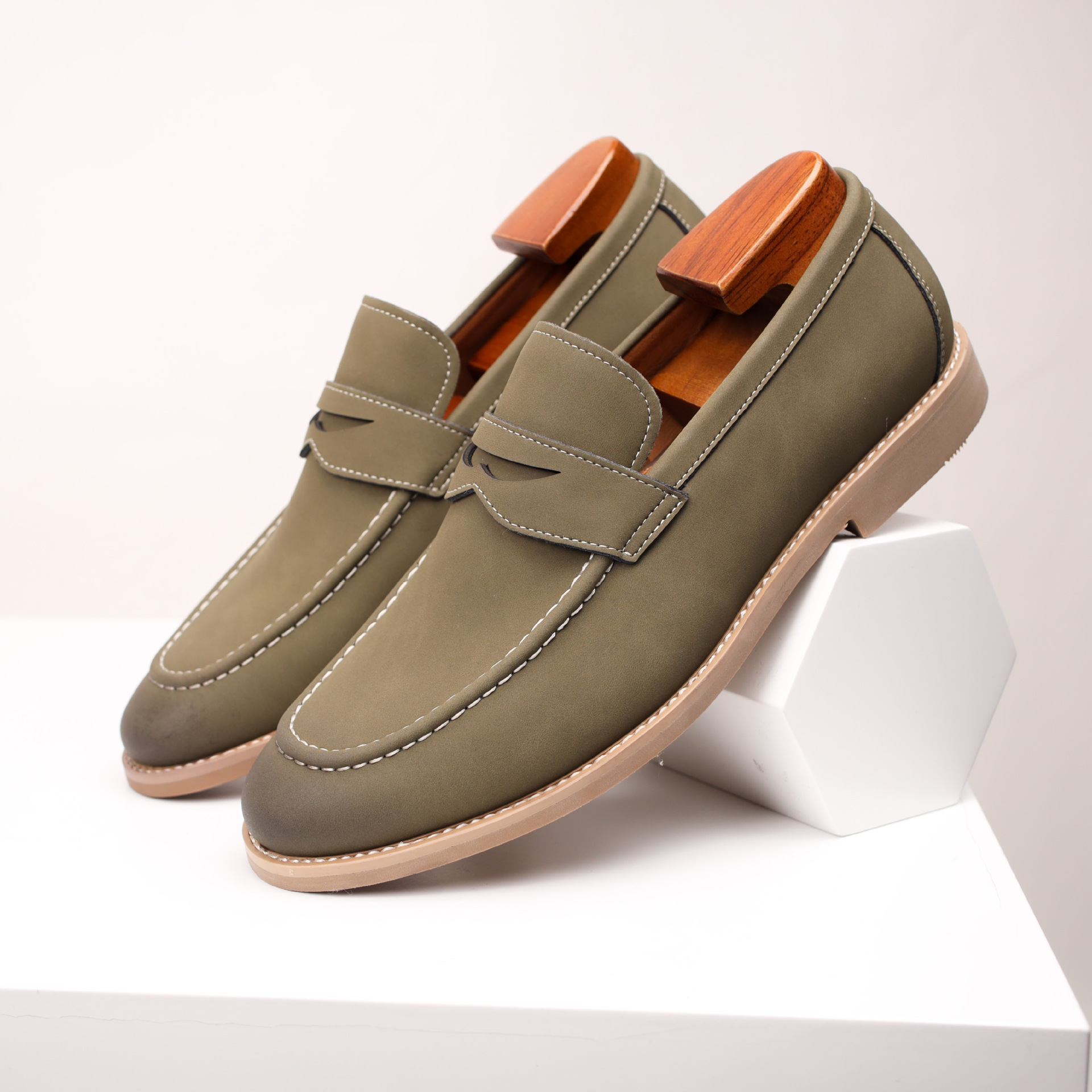 Russell Classic Loafers