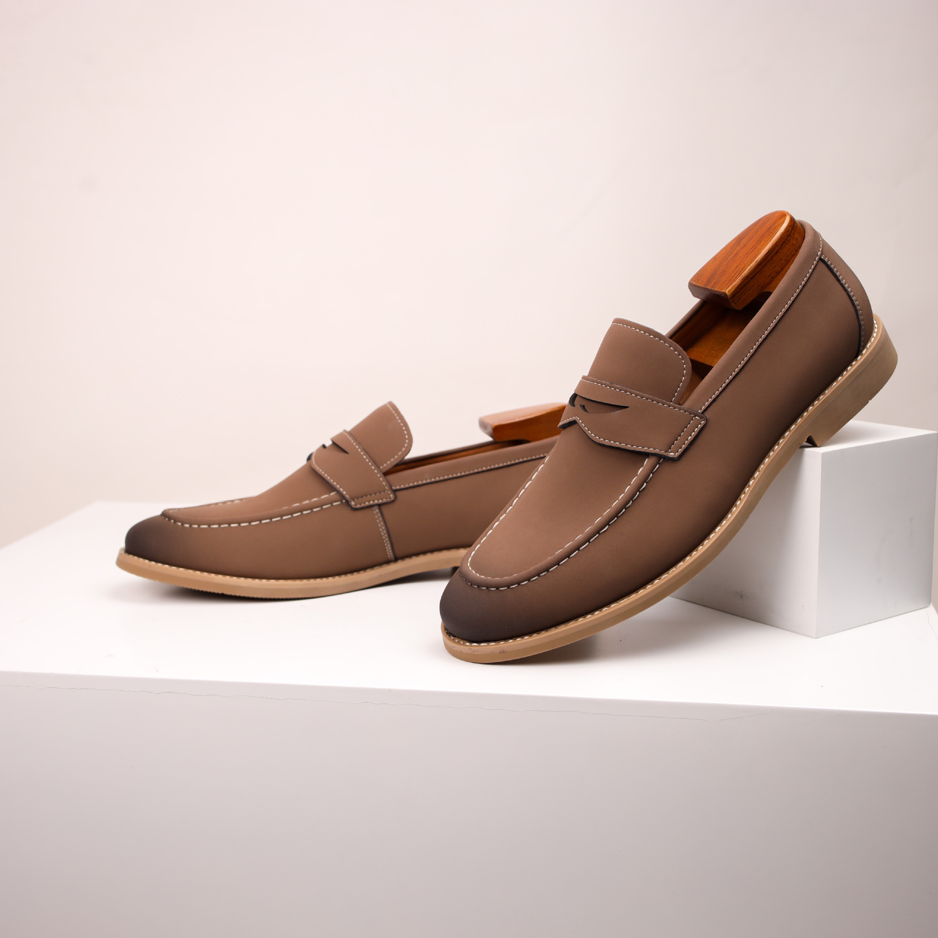 Russell Classic Loafers