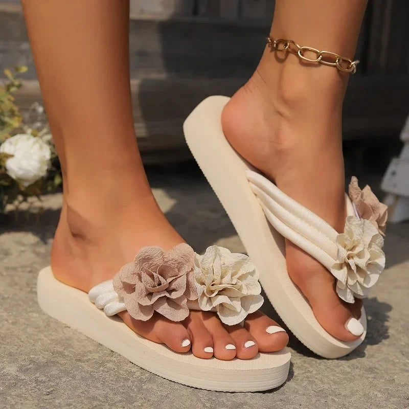 FLORAL BLOOM SANDALS