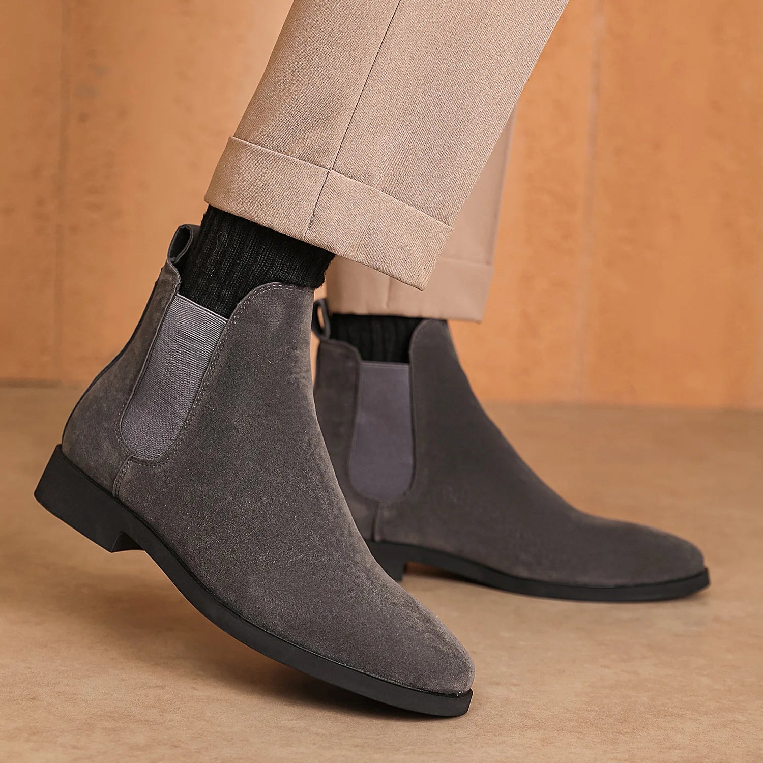 Everett Suede Chelsea Boots