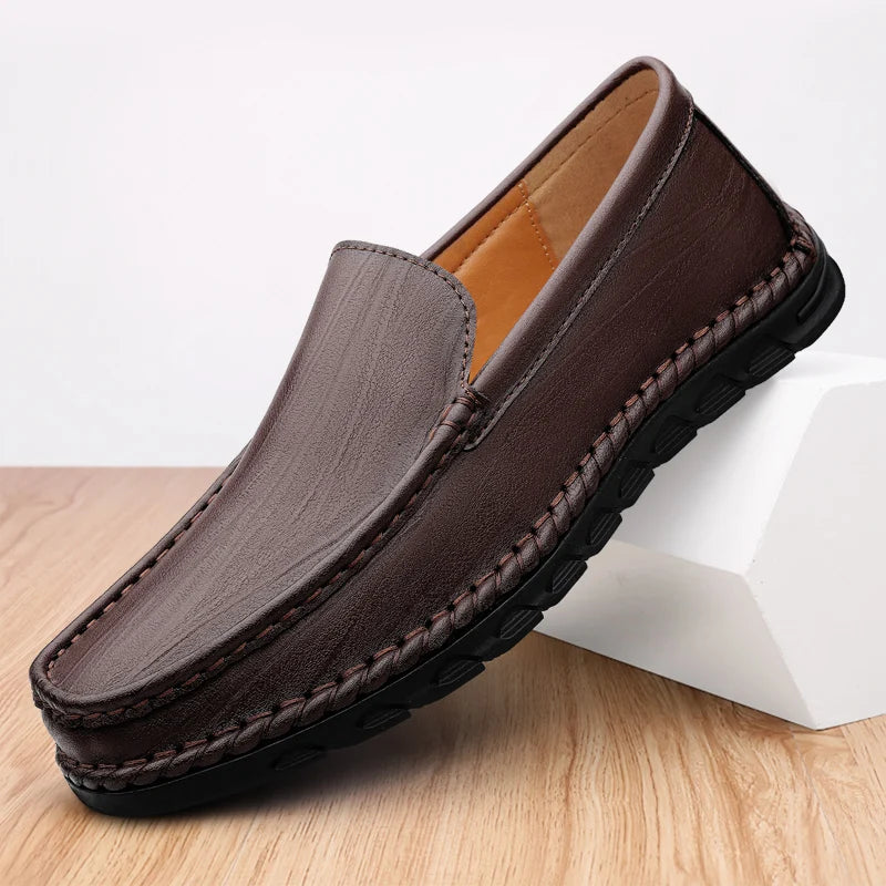 FAIRFIELD GENUINE LEATHER LOAFERS