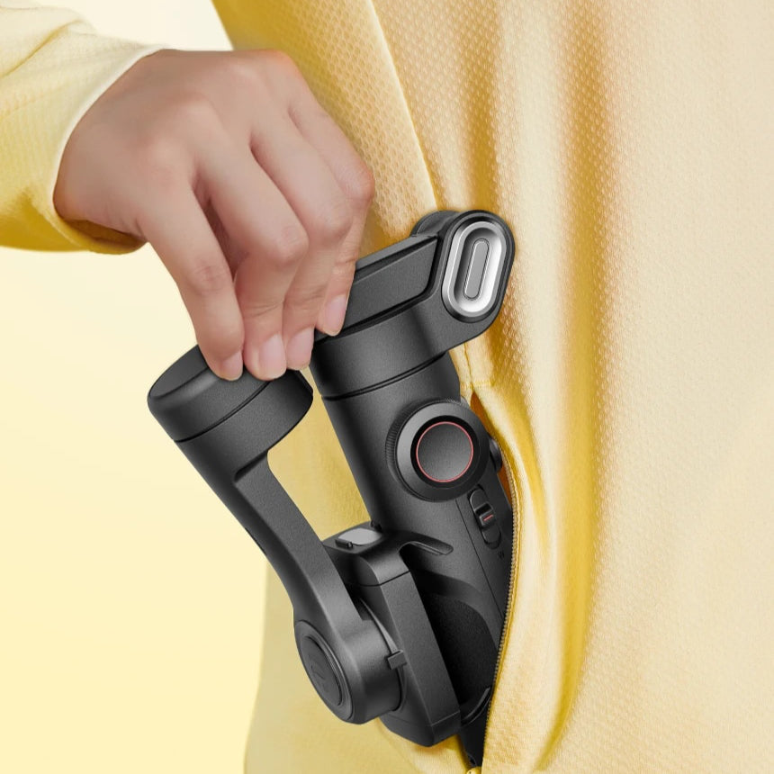 TRIPLE-AXIS HANDHELD GIMBAL