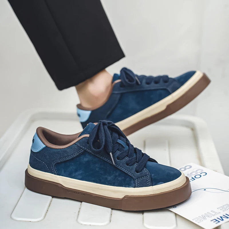 GROOVE "SMILE" SUEDE SNEAKERS