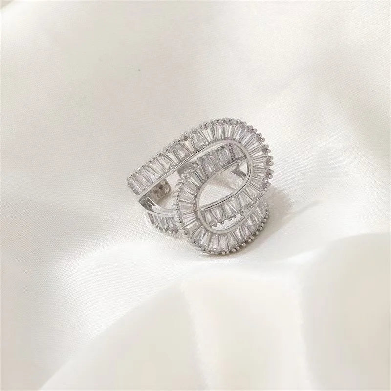 Roma Loop Resizable Ring