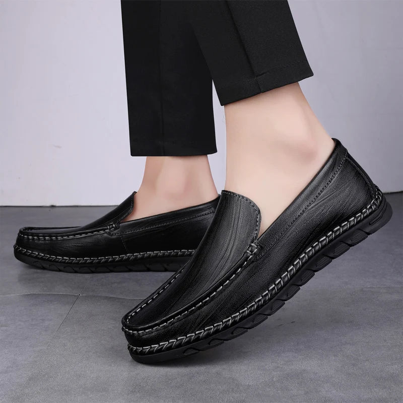 FAIRFIELD GENUINE LEATHER LOAFERS