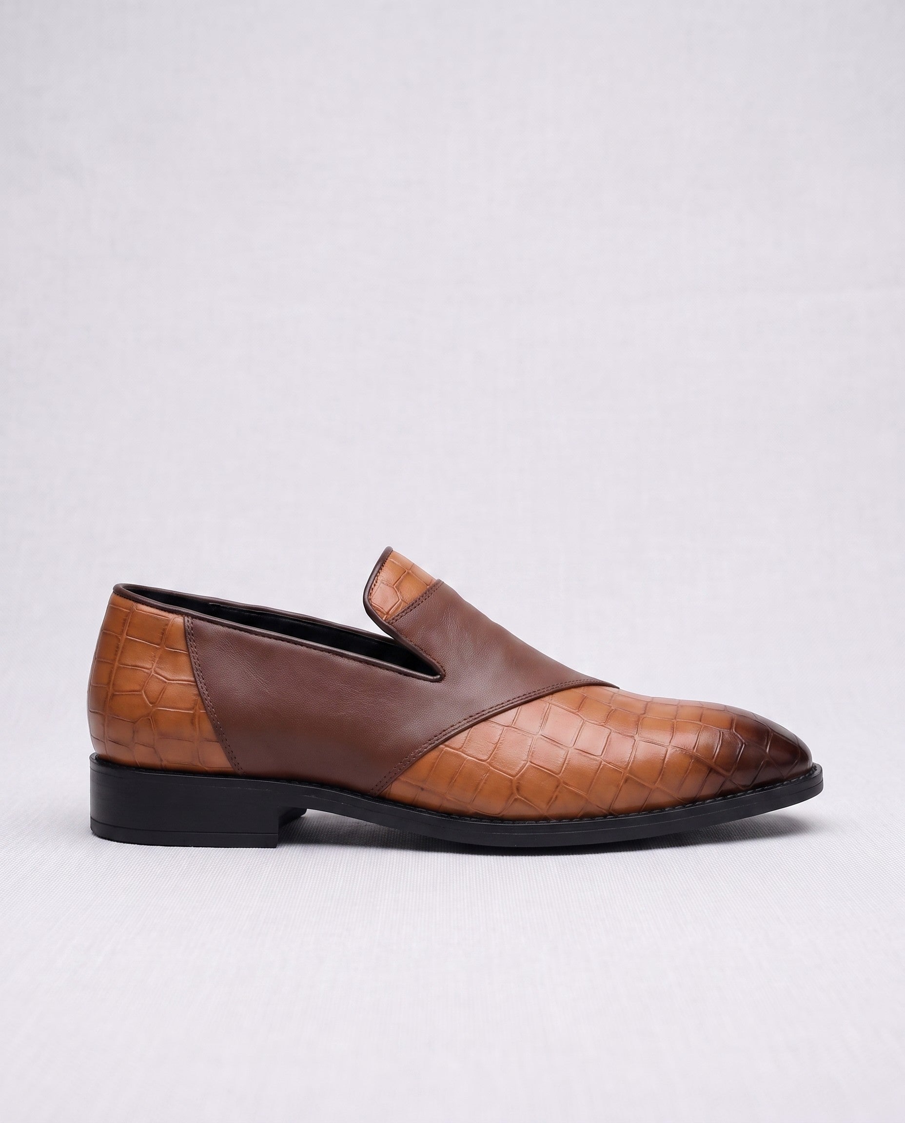 Colton Leather Loafers