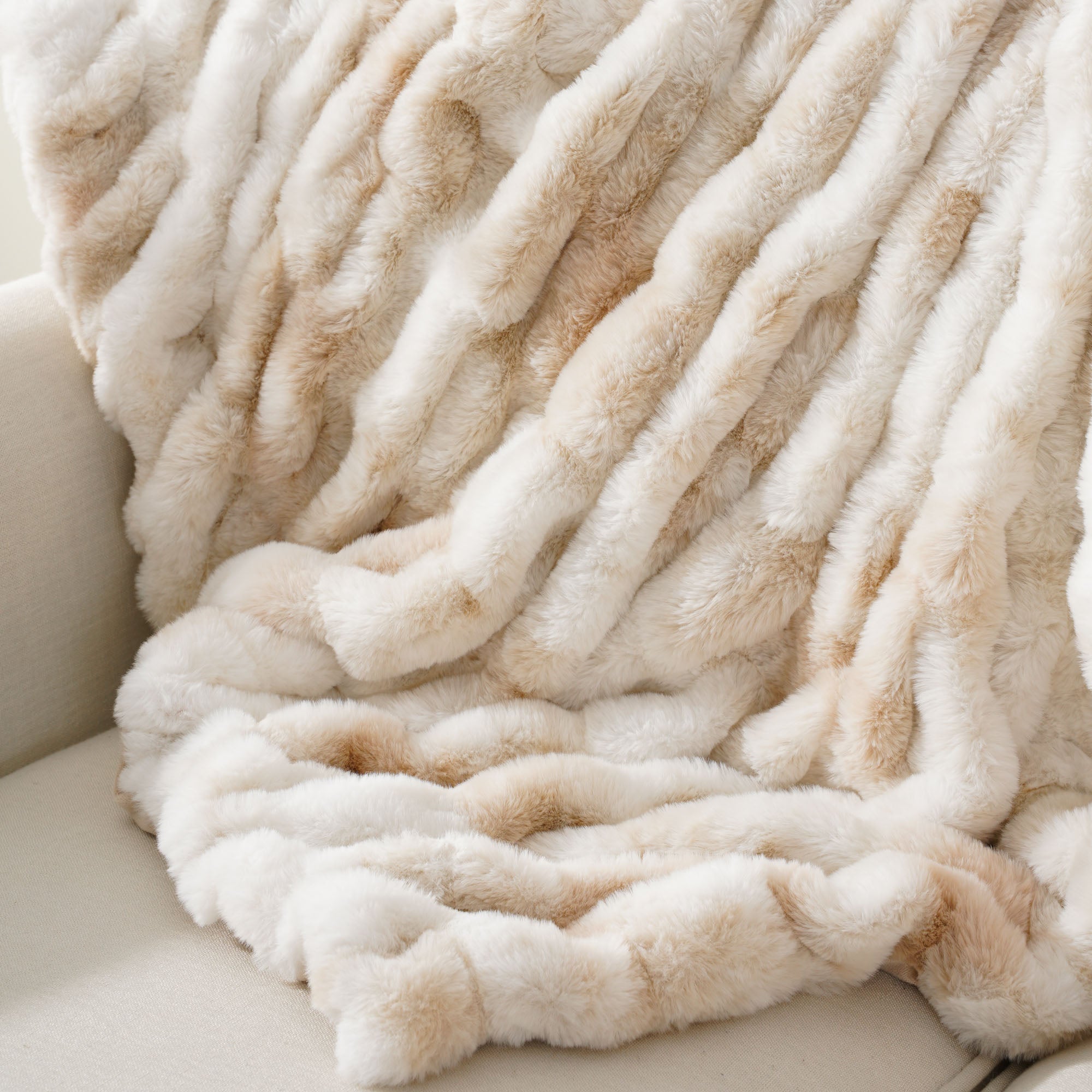 SOFT LUXE RABBIT FUR THROW BLANKET